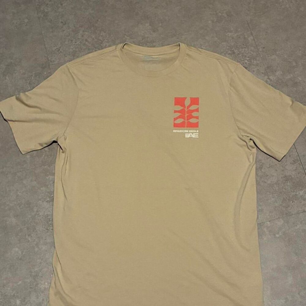 American-eagle Men's Tan and Cream T-shirt
